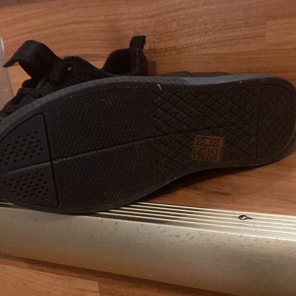 Brand new never worn black running shoes - Picture 2 of 3